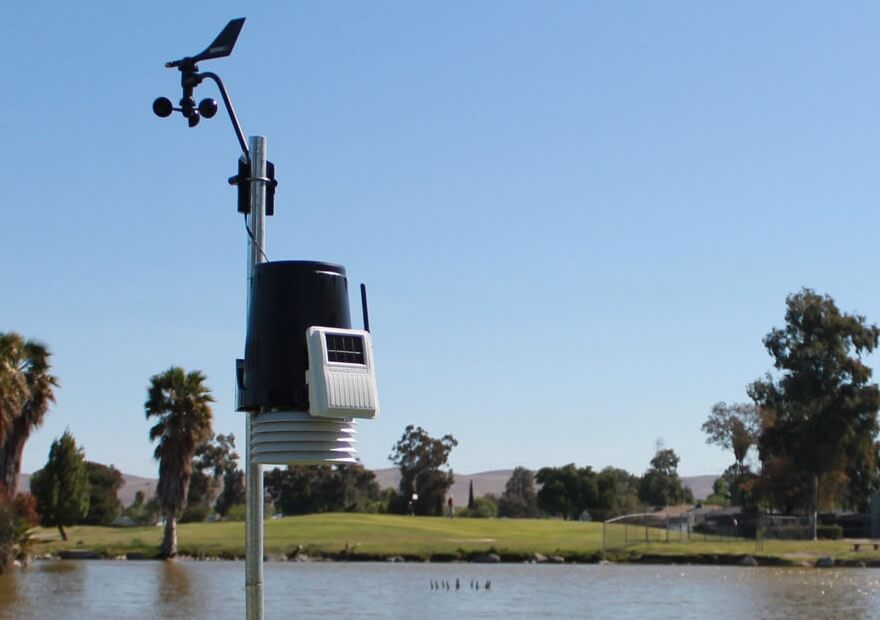 Davis Vantage Pro2 Wireless Review The Best Weather Station???